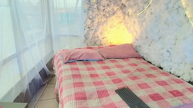 Aaron Fordd online show from February 23, 2:19 pm