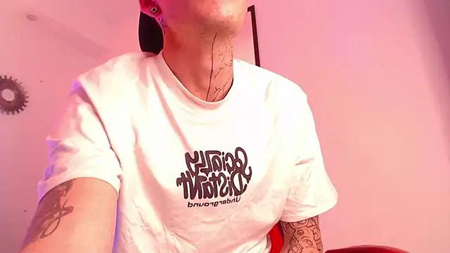 Anhonymus  online show from September 15, 5:42 am