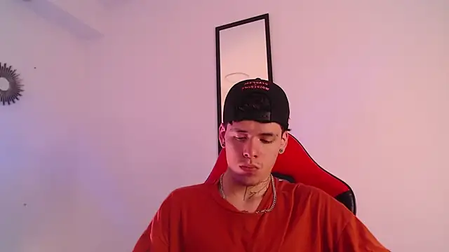 Anhonymus  online show from September 27, 4:10 am