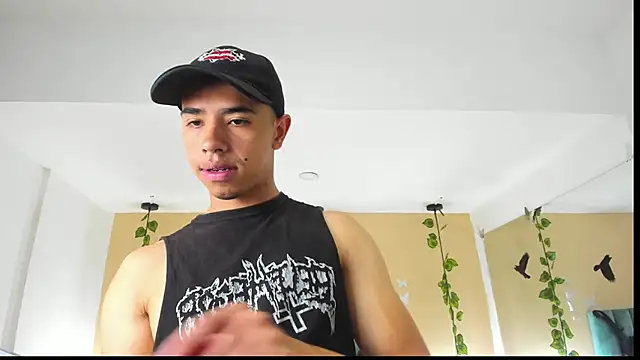 Muscle Scott online show from October 19, 12:30 pm