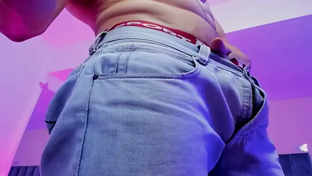 Muscle Scott online show from November 26, 2:20 pm