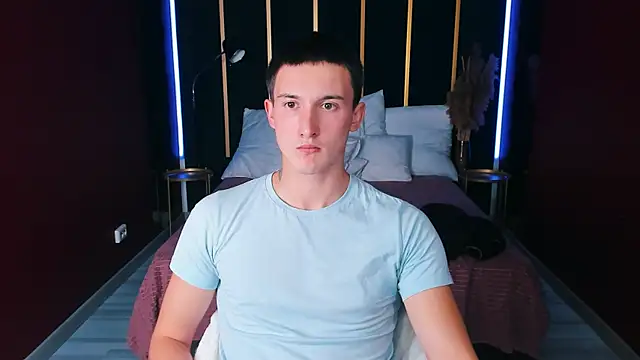 David  Diamond online show from September 15, 8:32 pm