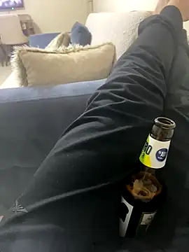 banuemre28 online show from December 20, 11:12 pm