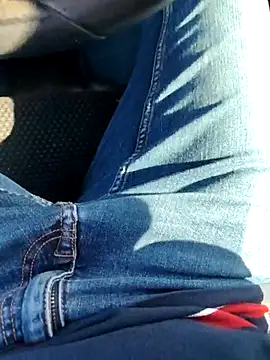 Snapshot of Alberto2840 chatting on October 6, 9:03 am Alberto2840 online show from October 6, 9:03 am