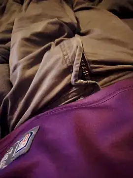 Snapshot of Alberto2840 chatting on October 13, 9:37 am Alberto2840 online show from October 13, 9:37 am