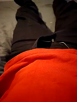 Snapshot of Alberto2840 chatting on September 16, 1:12 pm Alberto2840 online show from September 16, 1:12 pm