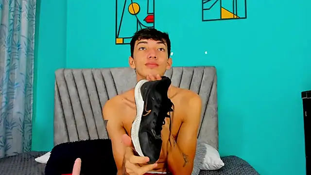 Maikol Ortiz online show from March 22, 12:32 pm