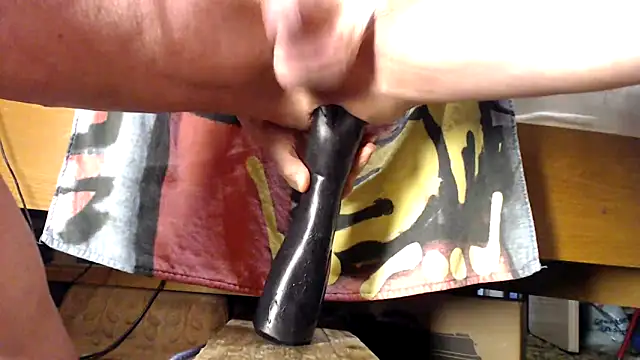 BiglovelyXXL online show from April 4, 1:52 pm