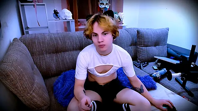 SparkyFerret online show from November 20, 4:17 pm