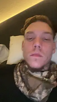 Duanennnn online show from November 5, 10:56 pm