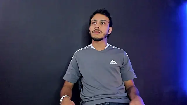 Boss Domiinator online show from April 16, 11:54 am