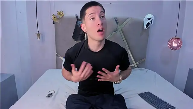 HunterHeat  online show from October 11, 12:20 pm