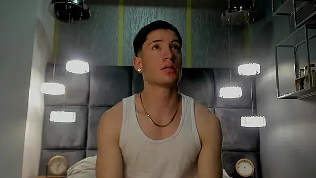 HunterHeat  online show from September 24, 11:52 am