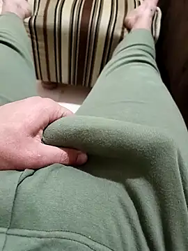 anis3g4 online show from November 28, 7:49 pm