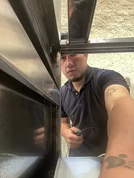 True Di online show from February 27, 1:55 pm