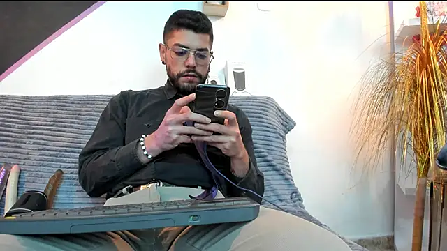 DanteWinter online show from February 27, 4:02 am