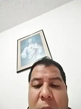 latinblack16 online show from February 10, 3:33 am