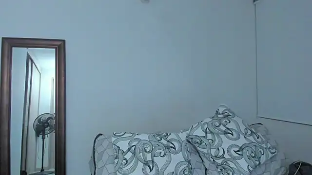 KingLevi01 online show from April 30, 3:02 am
