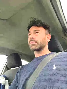 Snapshot of MatteoDom85 chatting on October 21, 3:04 pm MatteoDom85 online show from October 21, 3:04 pm