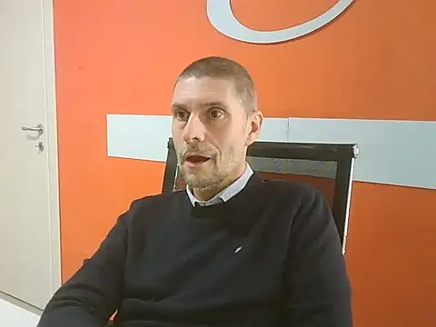 max79ve31 online show from December 5, 2:02 pm