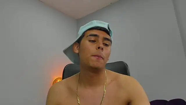 Matthewlodge online show from November 24, 3:13 pm