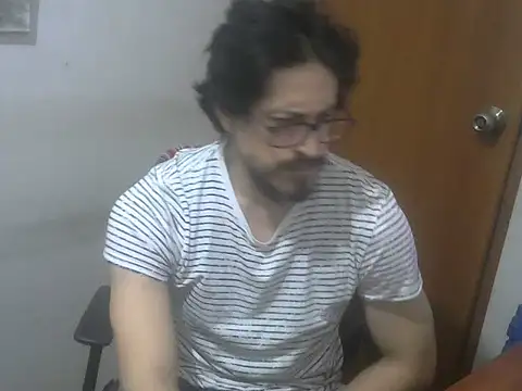 GuivernoStud online show from September 11, 4:44 am