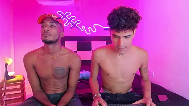 Lucky boys  X online show from December 19, 7:11 pm