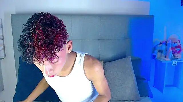 Billie Turner  online show from October 12, 3:55 am