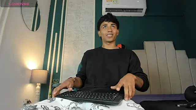 Jaycob Black1 online show from October 1, 12:09 pm