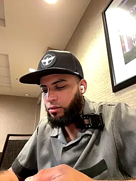 LeoPR00 online show from October 20, 1:09 am