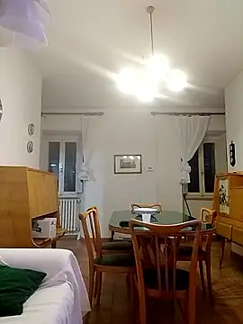 Kwasi-a online show from September 18, 5:15 pm