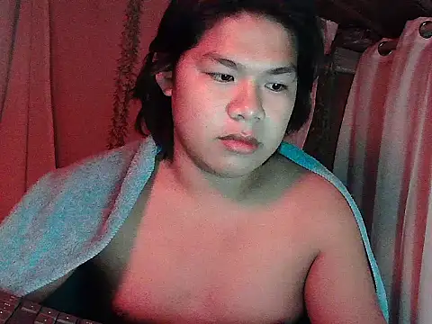 Huntrix2025 online show from December 1, 7:06 pm