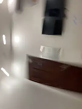 Snapshot of vila25cm chatting on September 16, 5:47 pm vila25cm online show from September 16, 5:47 pm