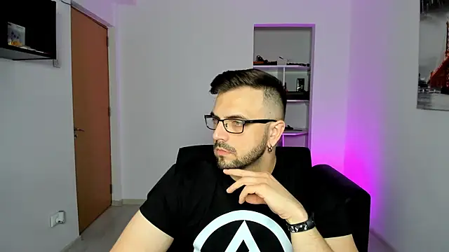 Jace Thorne online show from November 1, 5:17 pm