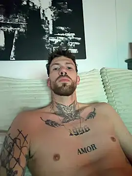 bobsex211 online show from April 30, 7:21 pm