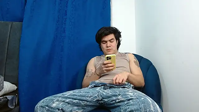 noah voss online show from October 5, 1:31 am