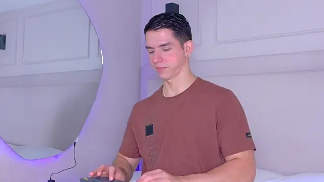 ZaneDawson online show from September 25, 3:49 am