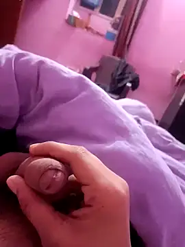 hornyboy4321q online show from February 7, 12:01 pm