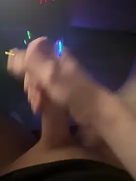 jstntz online show from February 12, 11:11 pm