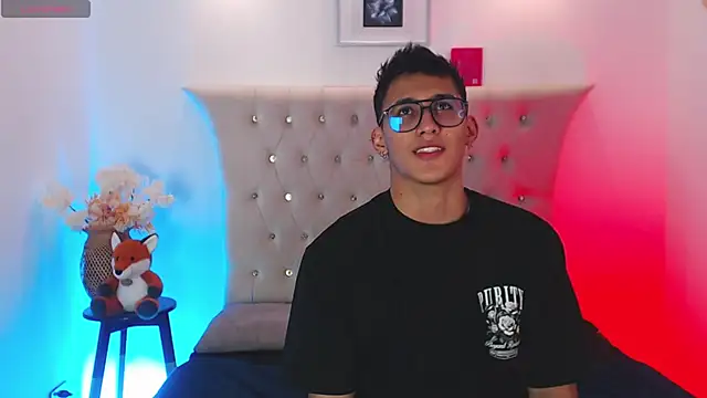 SalvadorFit online show from September 26, 9:12 pm