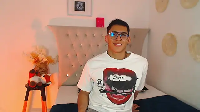 SalvadorFit online show from October 2, 9:19 pm