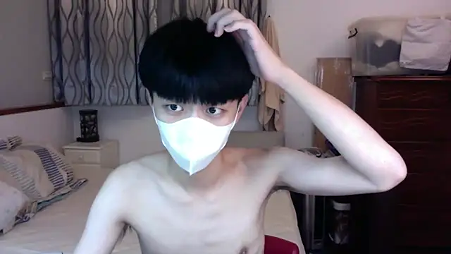 Snapshot of kai101010 chatting on October 19, 4:43 pm kai101010 online show from October 19, 4:43 pm