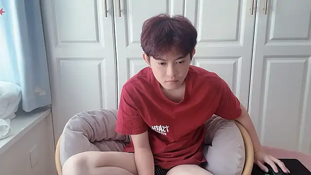 xlong00099 online show from October 4, 5:12 am