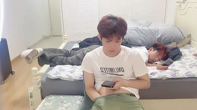 xlong00099 online show from November 9, 12:53 pm