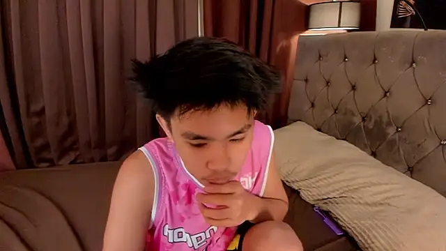 UncensoredCock online show from November 17, 5:27 pm