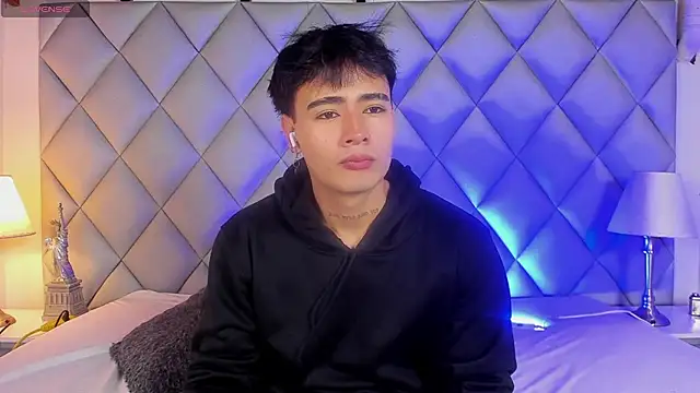 Clement Reyes online show from November 15, 1:35 pm