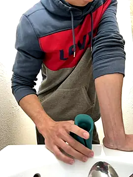 gymratforyouu online show from December 5, 5:25 am