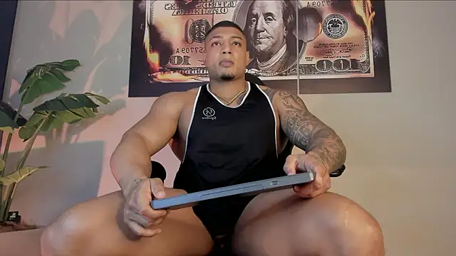 chrizmacgregor online show from February 7, 3:35 am