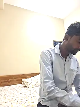 kkshan0923 online show from April 3, 8:33 am