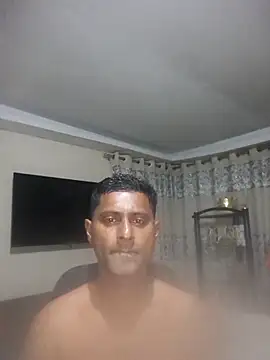 kingVibeX online show from October 5, 6:45 pm